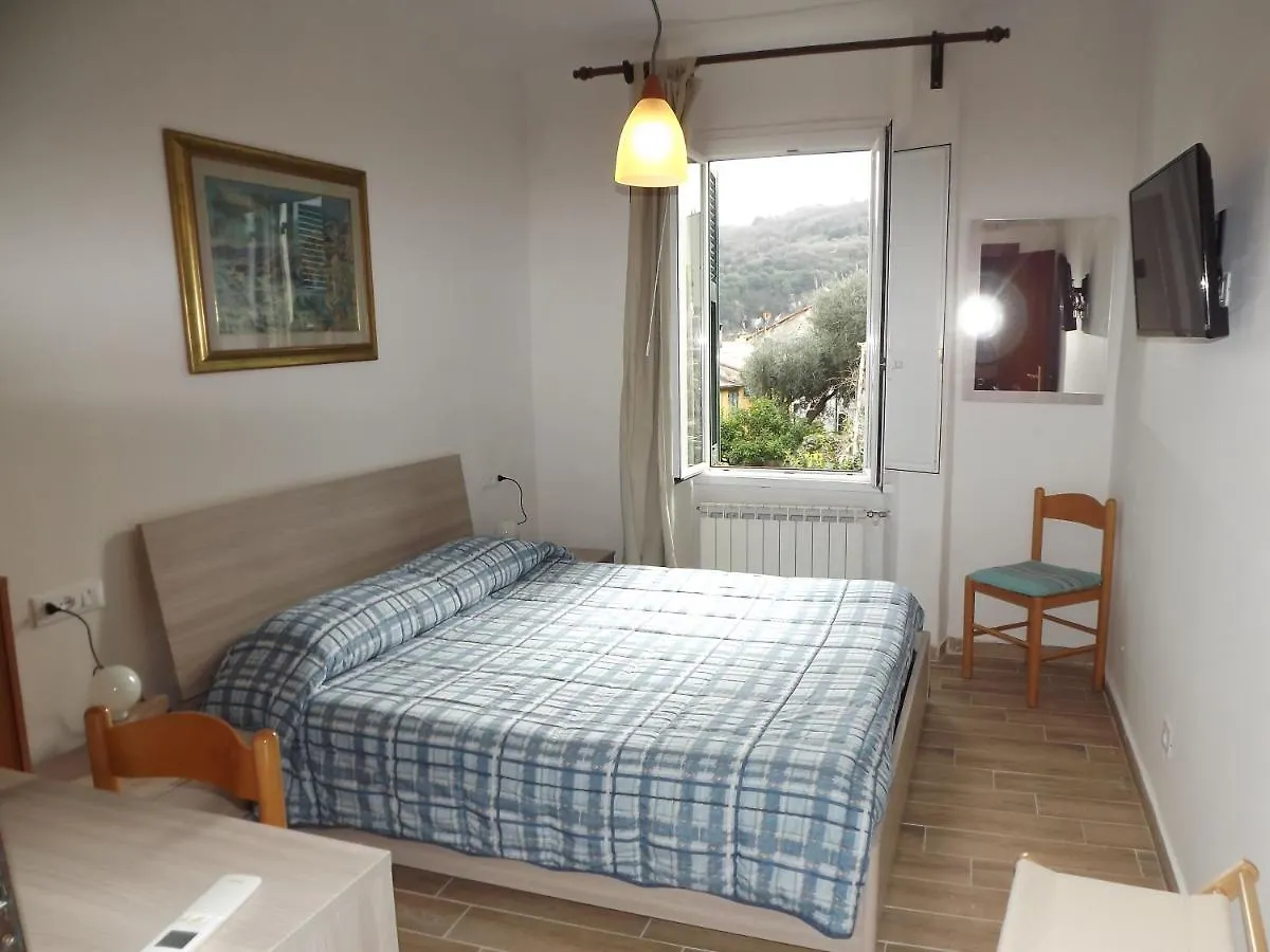 New Hotel Genio Porto Venere 2*,